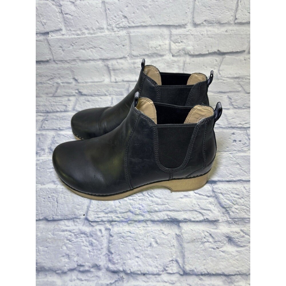 Dansko Women’s Becka Black Oiled Leather Pull-Up Boot, Size EU 39 / 8.5 - Picture 2 of 13